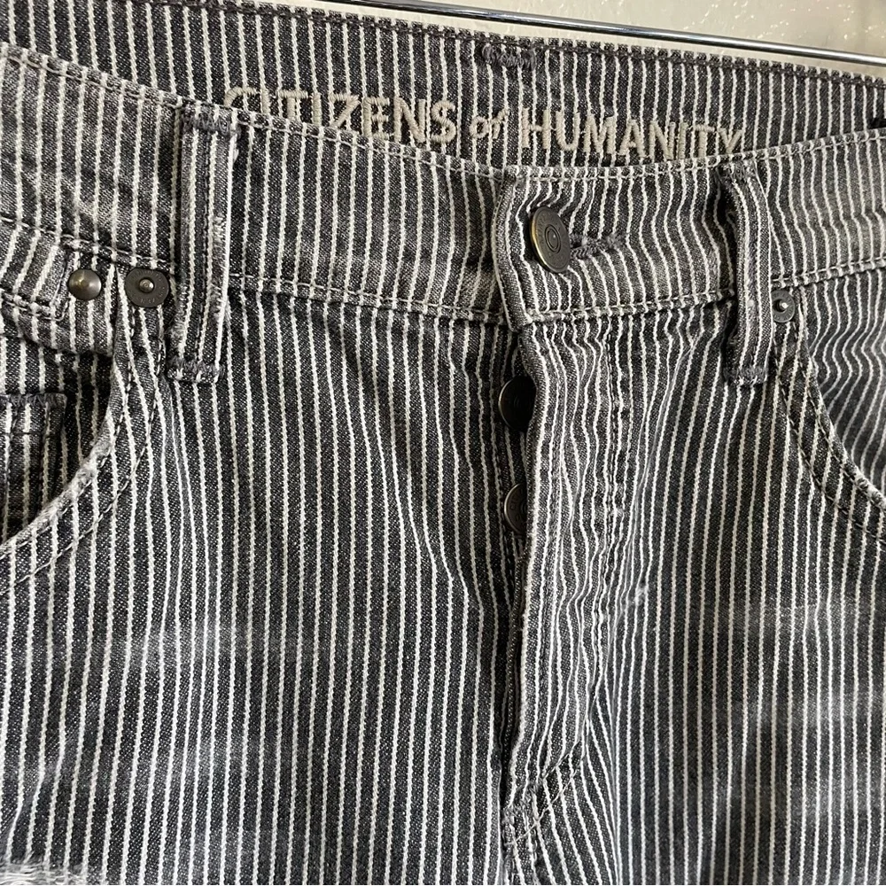 Citizens of Humanity Pinstripe Dylan Boyfriend Distressed Jeans Ankle Crop Grey